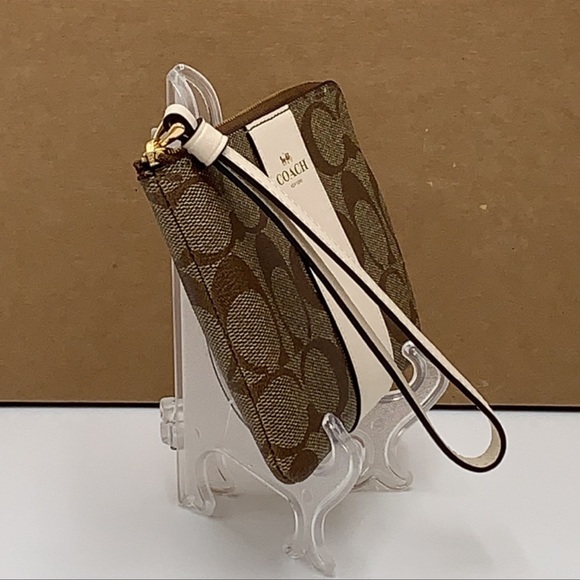 Corner Zip Wristlet In Signature Canvas KHAKICHALK - Picture 5 of 16